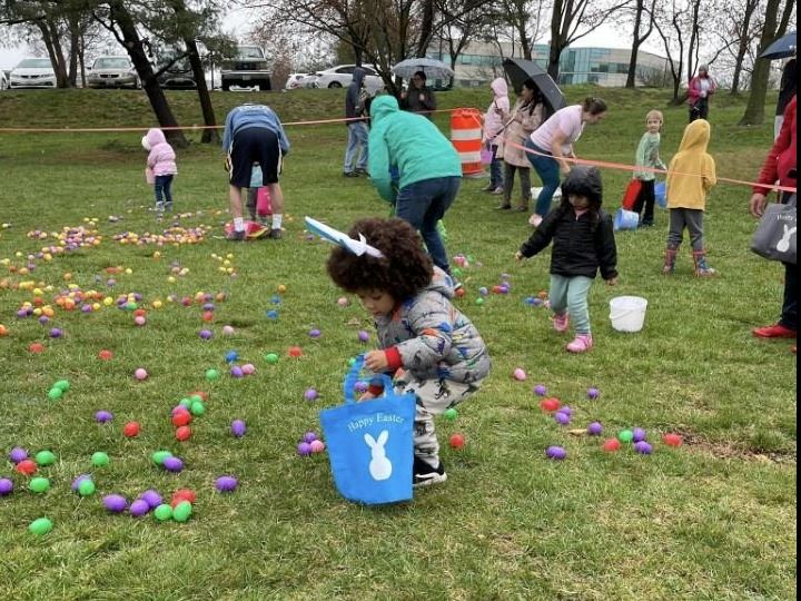 A picture of a kid at Eggstravaganza